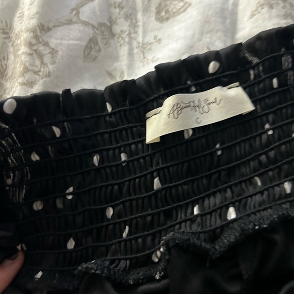 A Beautiful Soul (Arula) polka dot overlay skirt, size c - Picture 3 of 3